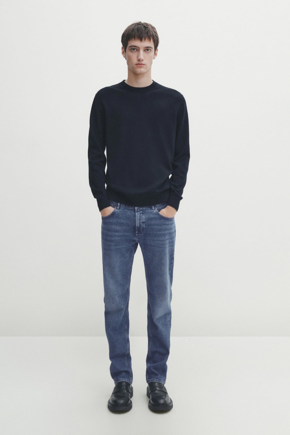 Calça Jeans Tapered em Selvedge Stonewash Médio